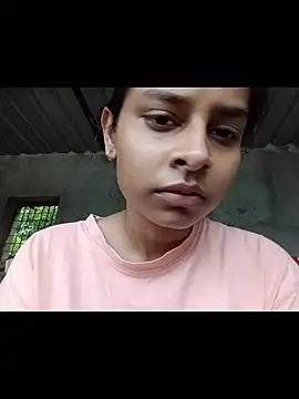 Queen_Simran Live Webcam on Stripchat