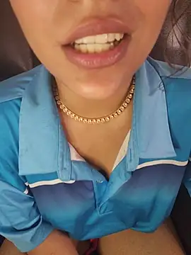 callmeshreya live sex cam