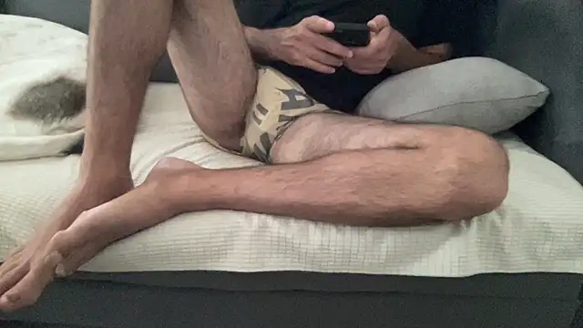 4small4inchlol live cam on StripChat