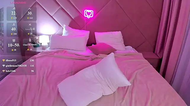 Chloee_White webcam