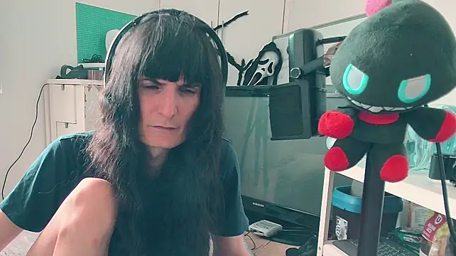 CeriseLapine webcam