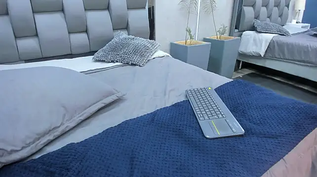 Charlie___Musk webcam