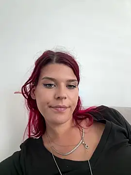 RiriRoseey webcam