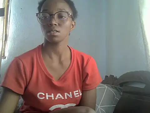 ElianeHot webcam