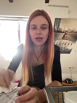 chat porno LeylaSquirtyBirty