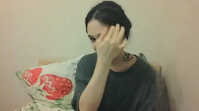 AliceMilati webcam