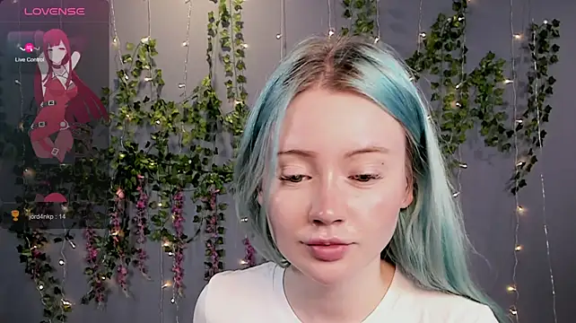 Lillie_Berry live cam on StripChat