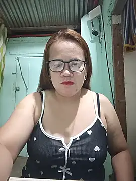 rowena_123 live cam on StripChat