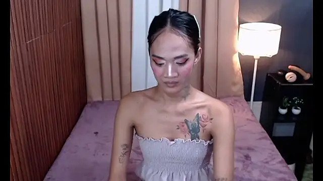 yoursexyyassy webcam