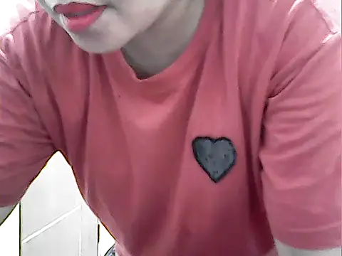 hotchubbypinay live cam on StripChat