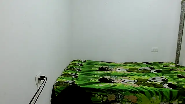 estefania224 live webcam