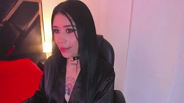 SusanVilla live cam on StripChat