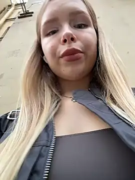 Liza_risky
