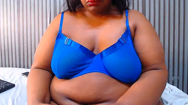 ROYALASS25 webcam