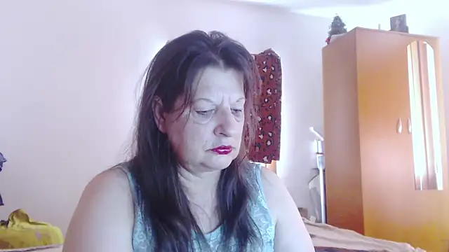 ExtasyMature webcam