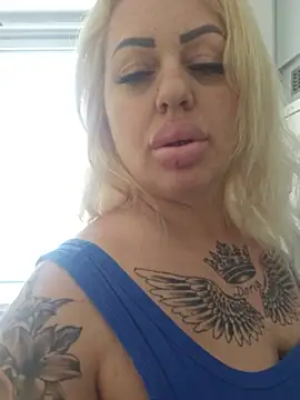 Lorelay369 live sex cam