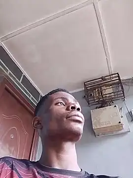 _Ifitexchris96 webcam