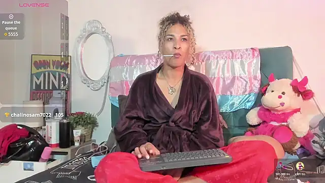 StefanyMiler webcam