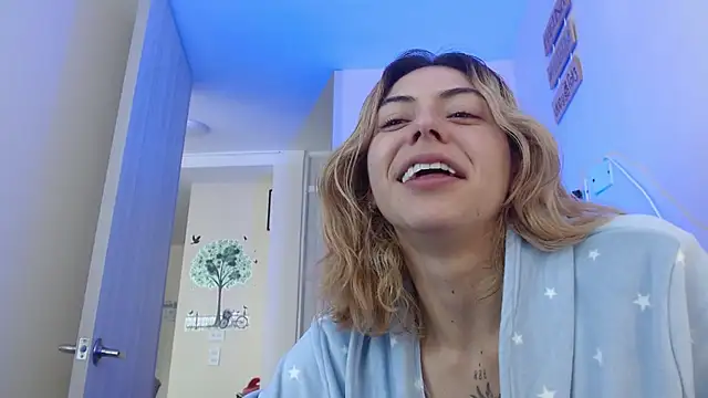 aprildumont live cam on StripChat