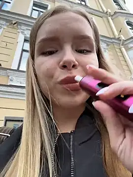 Liza_risky webcam