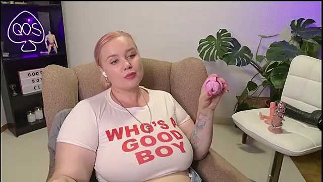 MargotGrey live cam on StripChat