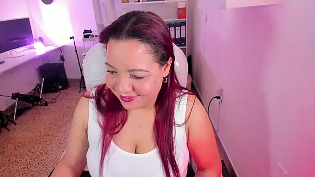 Crystal_mommy webcam