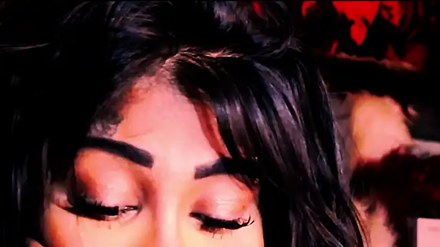 indian_dreamgirl webcam