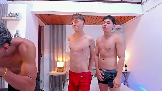 Seductive_BoysW webcam