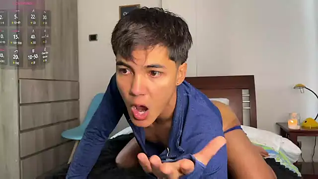 Adams_ricci webcam