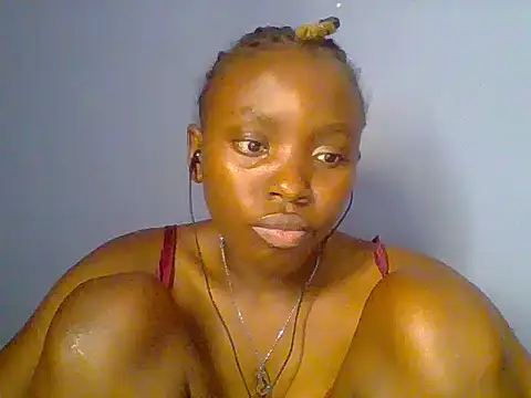 Chocolate-brownie live cam on StripChat