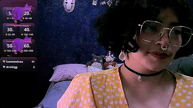NinaYellow webcam