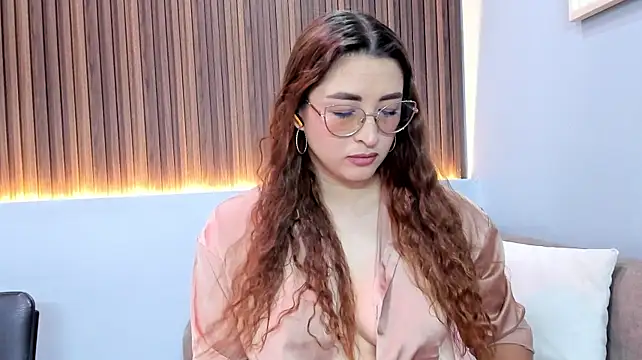 _LaraMom_ webcam