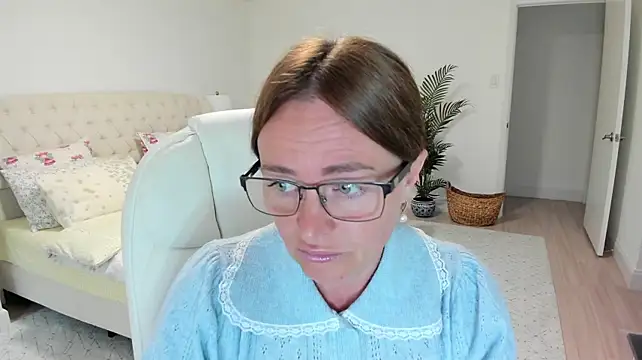 Vika73 webcam