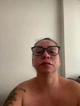 HealingHoney webcam