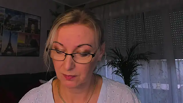 vanessa_chat