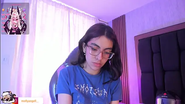 Molly_A webcam