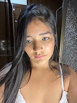 sofi-allen webcam