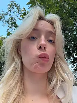 PollyDolly webcam