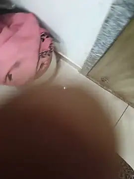 your_priya_29 webcam