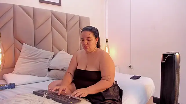 AbbySttonne webcam