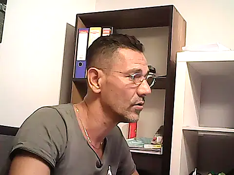 mastercharisma35 webcam