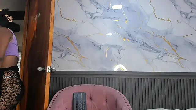 michell_bunny77 webcam