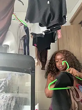 TanishaEvans webcam