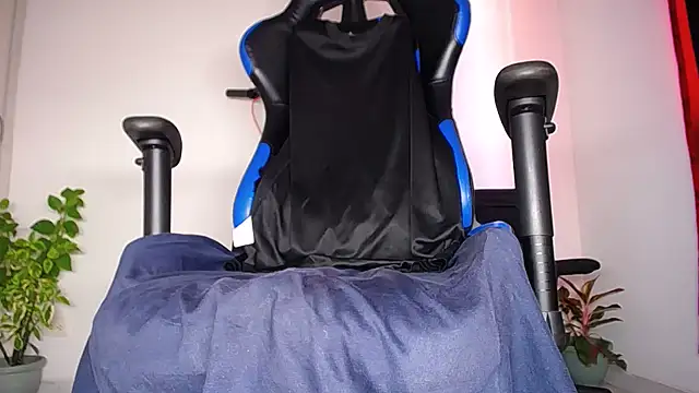 MAXJONES_2