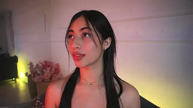 charlotterusso live cam on StripChat