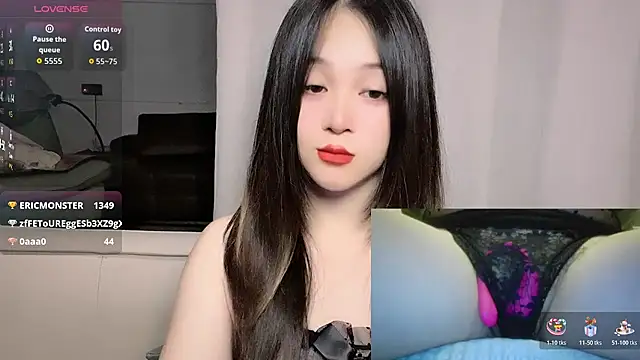 woaiqinqin live cam on StripChat