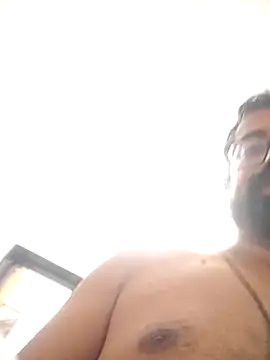 pervertedoc32m webcam