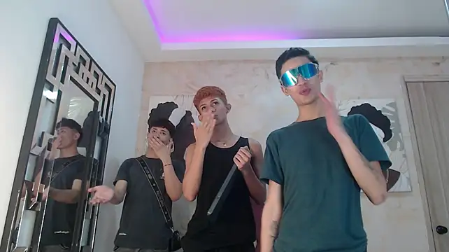 PRETTY_LOVERS1 webcam