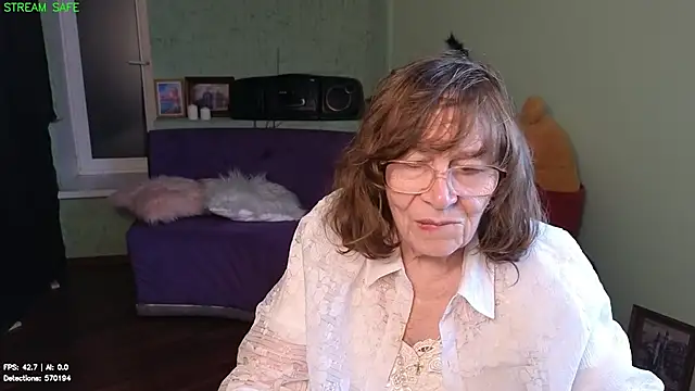 Betty_Brick webcam