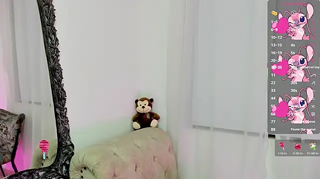 SharlotteGarcia webcam
